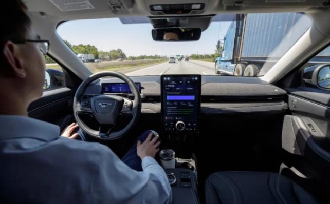 Ford unveils next-generation BlueCruise BlueWise active driving assistance system, and the Electric Horse Mach-E will be the first to carry it