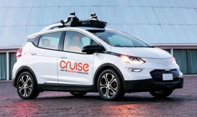GM's Cruise to Offer Driverless Taxi Service in Two U.S. Cities